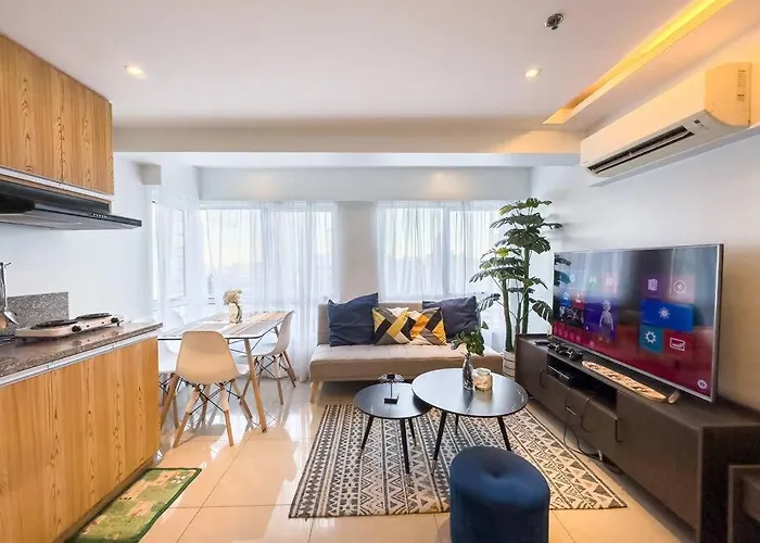 A2j Luxury 2br Bgc Near High Street, Malls Manila