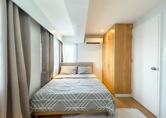 A2j Luxury 2br Bgc Near High Street, Malls Appartamento