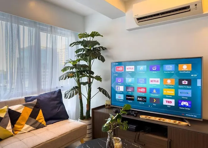 A2j Luxury 2br Bgc Near High Street, Malls