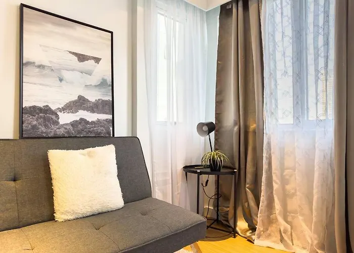 A2j Luxury 2br Bgc Near High Street, Malls Appartamento Manila
