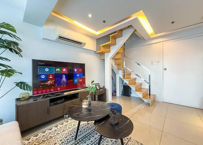 A2j Luxury 2br Bgc Near High Street, Malls Manila