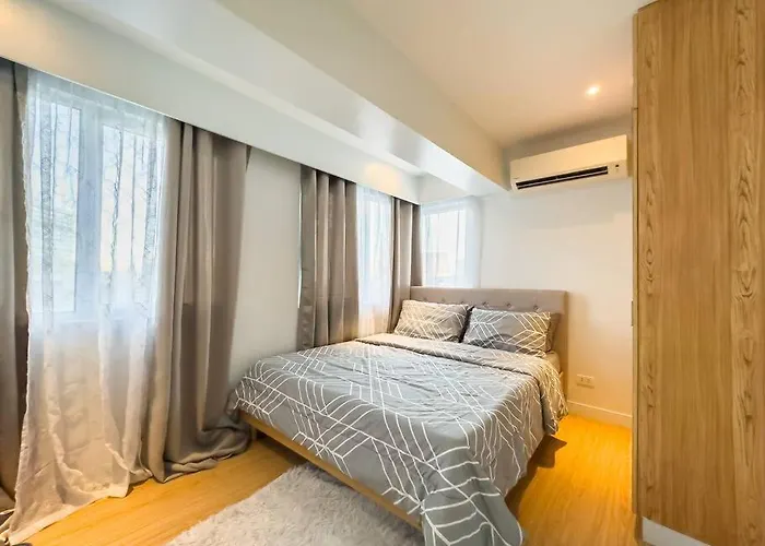 Appartamento A2j Luxury 2br Bgc Near High Street, Malls Manila