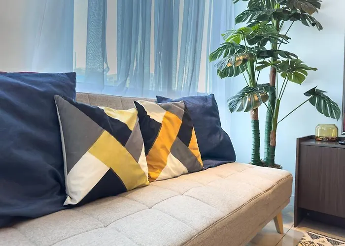 A2j Luxury 2br Bgc Near High Street, Malls Appartamento *